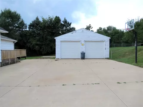 1216 Knapp, Jackson, MI 49203 photo 26