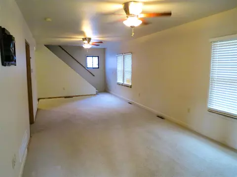 1216 Knapp, Jackson, MI 49203 photo 9