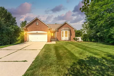 3148 Fenview, Ann Arbor, MI 48108