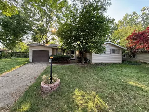 1683 Herrick, Grand Rapids, MI 49505