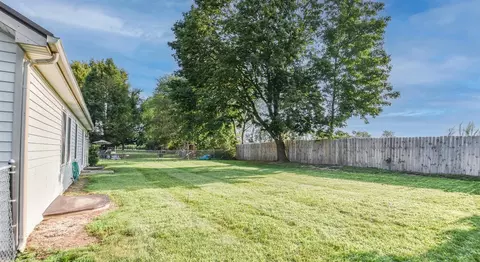 92 Thompson, Coldwater, MI 49036 photo 3
