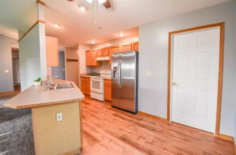 92 Thompson, Coldwater, MI 49036 photo 6