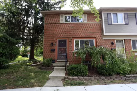 3345 Williamsburg, Ann Arbor, MI 48108