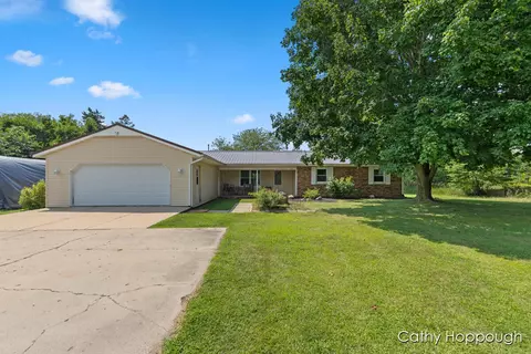 3365 N Clark, Woodland, MI 48897