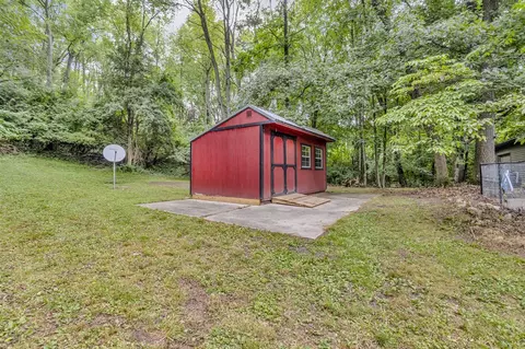 Exterior - 2740 Marion, Jackson, MI 49201 photo 10 of 15