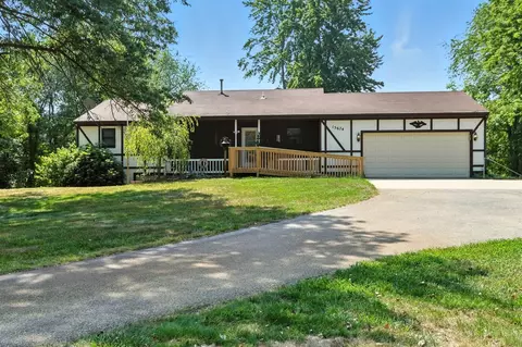 15674 New Holland, Holland, MI 49424