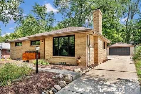 1518 Covell, Grand Rapids, MI 49504
