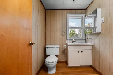 Bath - 9008 Macon, Saline, MI 48176 photo 2 of 2