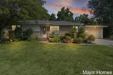 4239 Westchester, Grand Rapids, MI 49546