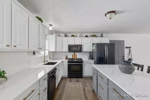 Kitchen - 6600 Risner, Plainwell, MI 49080 photo 2 of 5
