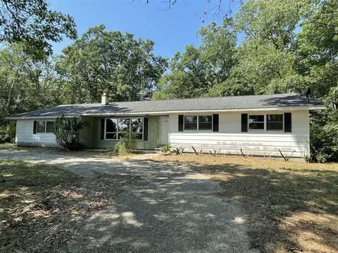 8749 Silver Crk, Whitehall, MI 49461