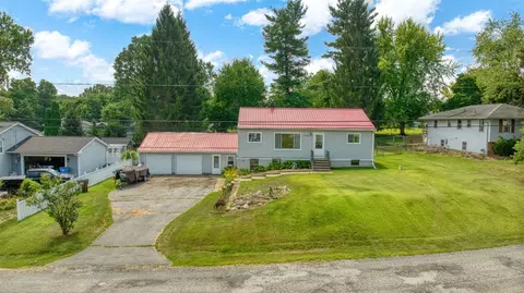 2100 N Cloverhill, Jackson, MI 49201 photo 41