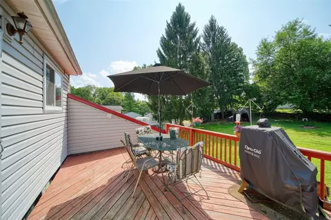 2100 N Cloverhill, Jackson, MI 49201 photo 37