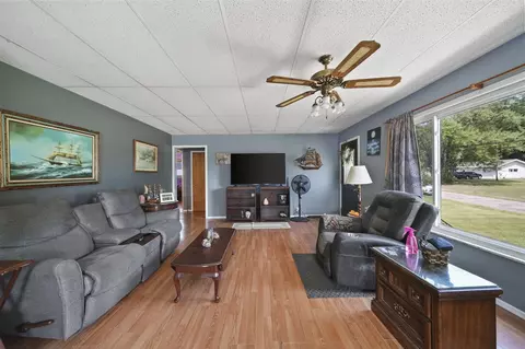 2100 N Cloverhill, Jackson, MI 49201 photo 9