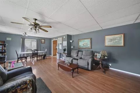 2100 N Cloverhill, Jackson, MI 49201 photo 6