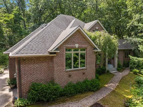 5797 Wildwood, Bridgman, MI 49106
