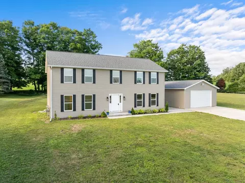18180 Hilltop, Charlevoix, MI 49720