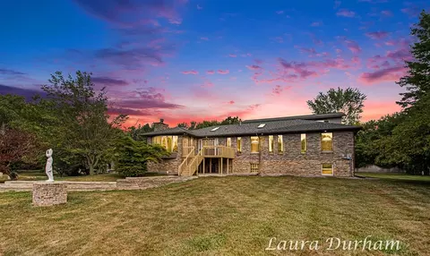5653 Landsburg, Fennville, MI 49408