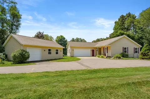 7146 Oakland, Portage, MI 49024