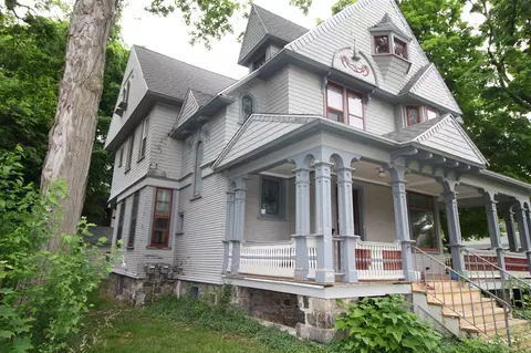 904 S S Park, Kalamazoo, MI 49001