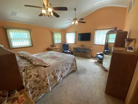 Bedroom - 4350 Bailey, Jackson, MI 49201 photo 2 of 3