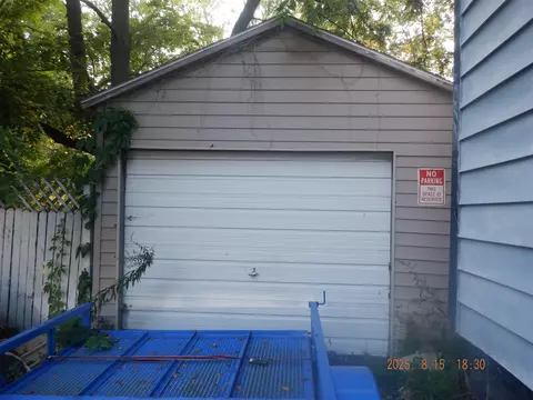 124 Middle, Three Rivers, MI 49093 photo 3
