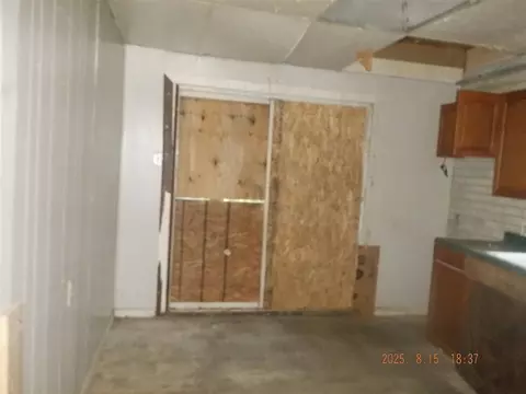 124 Middle, Three Rivers, MI 49093 photo 6