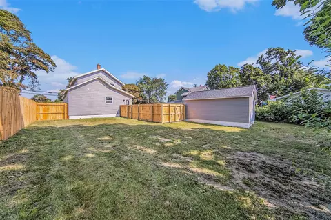 Exterior - 910 Backus, Jackson, MI 49202 photo 1 of 1