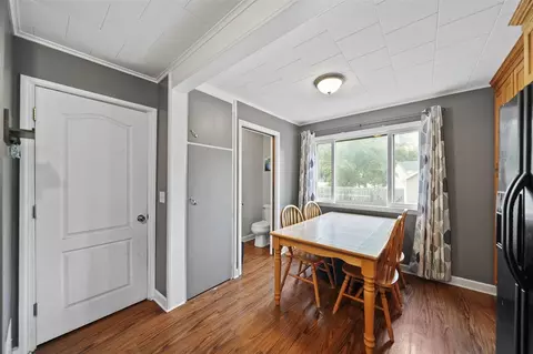 Dining - 606 Ryan, Owosso, MI 48867 photo 2 of 2