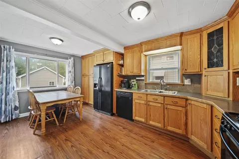 Kitchen - 606 Ryan, Owosso, MI 48867 photo 5 of 5