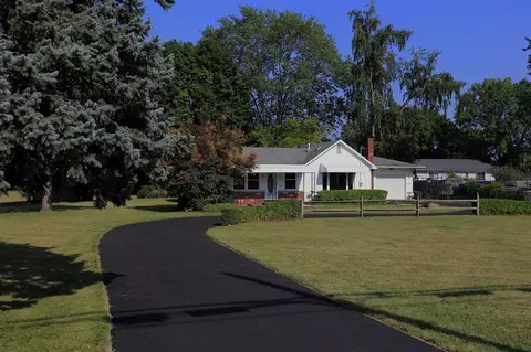12 S Occidental, Tecumseh, MI 49286 photo 5