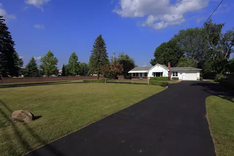 12 S Occidental, Tecumseh, MI 49286 photo 2