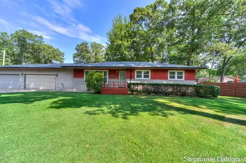 1596 Nottingham, Muskegon, MI 49445