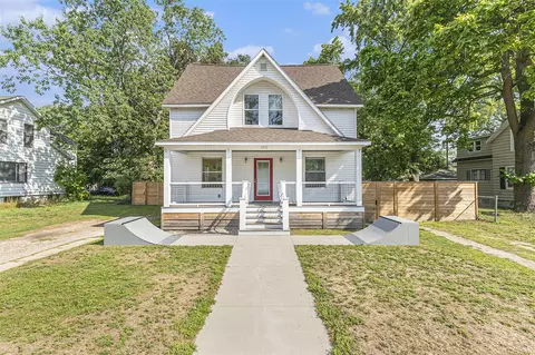 1313 Washington, Grand Haven, MI 49417