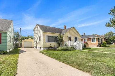 906 Grant, Grand Haven, MI 49417