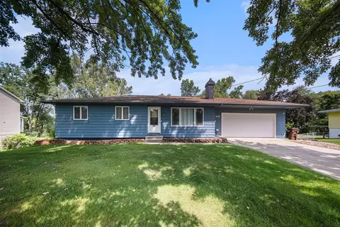 1622 Gary Paul, Jackson, MI 49203