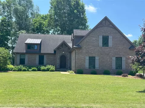 11904 Moose Rdg, South Lyon, MI 48178