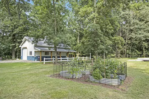 9779 E C, Richland, MI 49083 photo 32