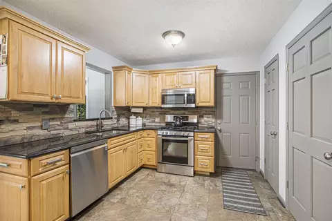9779 E C, Richland, MI 49083 photo 8