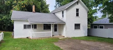410 Church, Hart, MI 49420