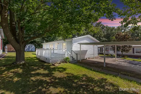 1133 Yeomans #118, Ionia, MI 48846