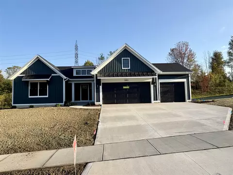 5883 Valley Pt, Caledonia, MI 49316