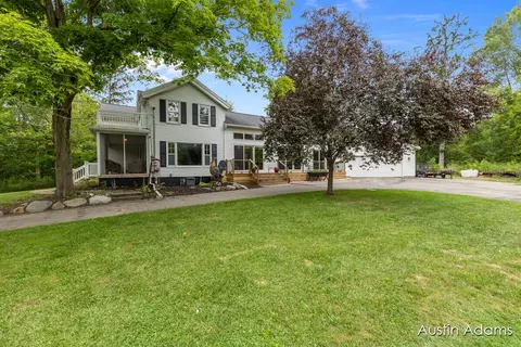 7075 Leonard, Coopersville, MI 49404