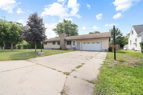 1147 E Byron, Muskegon, MI 49441
