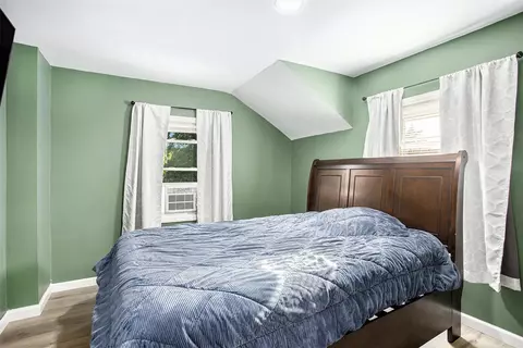 Bedroom - 906 Seventh St, Three Rivers, MI 49093 photo 2 of 2