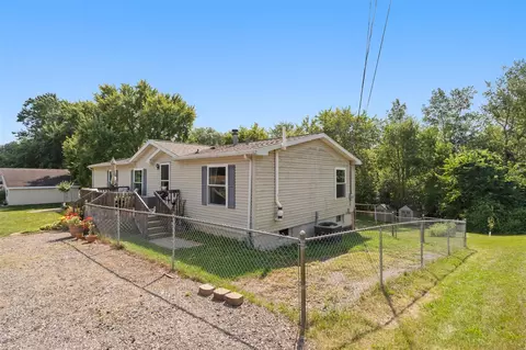 Exterior - 1116 Donnely, Jackson, MI 49201 photo 7 of 8