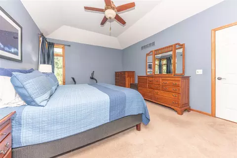 Bedroom - 3230 Golfview, Saline, MI 48176 photo 2 of 8