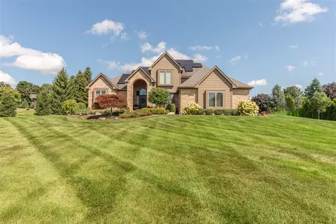Exterior - 3230 Golfview, Saline, MI 48176 photo 2 of 17