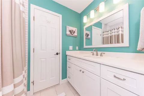 Bath - 3230 Golfview, Saline, MI 48176 photo 10 of 12