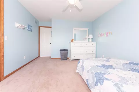 Bedroom - 3230 Golfview, Saline, MI 48176 photo 6 of 8